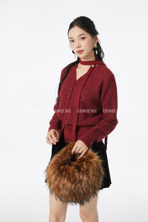 【门店同款】ENJOY冬季“相聚时刻”V领飘带金扣开衫 167643729 商品图1