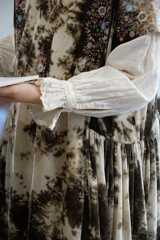 Aodress丝绒刺绣连衣裙 商品图9