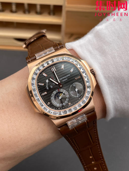GR百达翡丽 运动系列鹦鹉螺5724霸道总裁 PP5724GR 玫金黑褐盘方钻 T钻圈 男士腕表 商品图8