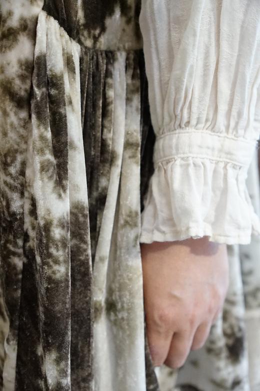 Aodress丝绒刺绣连衣裙 商品图5