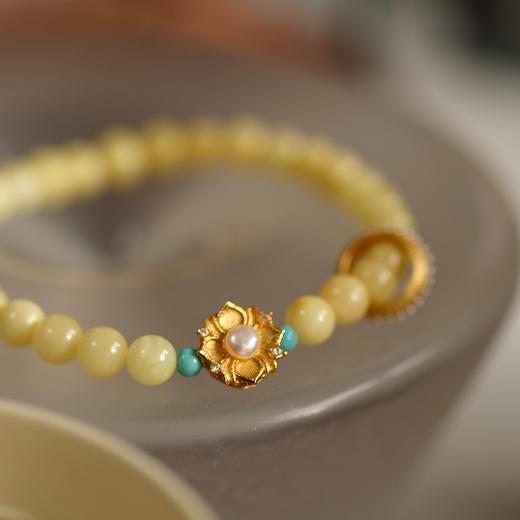 特价福利独家设计 天然无矿点俄料老矿蜜蜡 白花蜡手串 卡5+ 商品图0