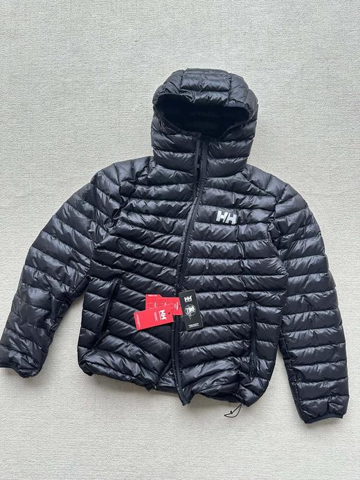 D110422男子简约大方排骨架型连帽户外轻羽绒夹克外套 商品图1