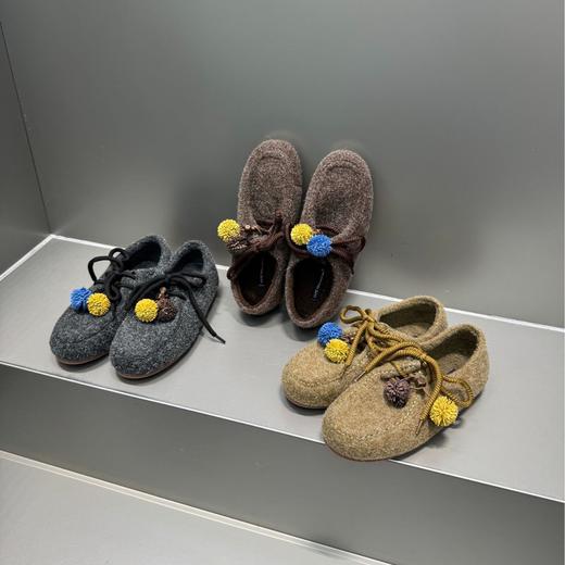 复古圆头羊绒毛球勃肯鞋！2025女加绒平底软底系带懒人鞋豆豆鞋单鞋女鞋！ 商品图4