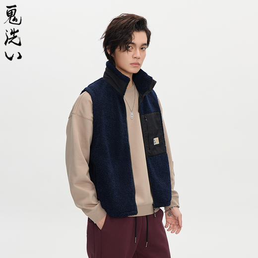 ONIARAI/鬼洗25秋冬新品仿羊羔绒同色刺绣宽松马甲男式 B340242 商品图1