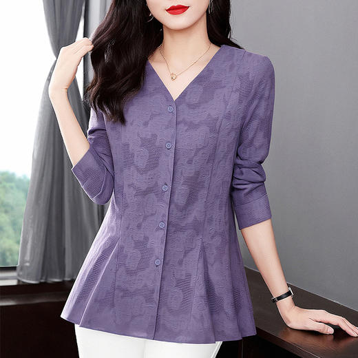 春秋上衣2026新款大码女装妈妈洋气衬衣外套紫色长袖女士衬衫高级 商品图3