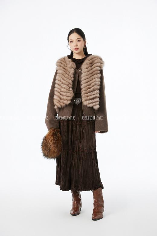 【门店同款】ENJOY冬季“暖冬知性”浮翠流光狐狸毛马甲大衣 167144559 商品图4
