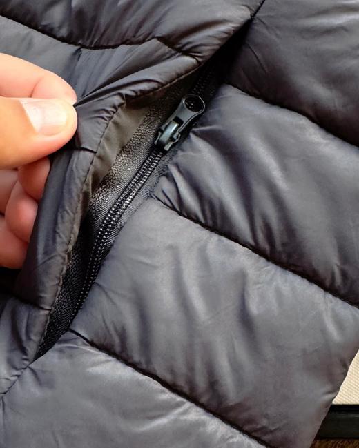 D110436冬季胸前印染LOGO羽绒立领情侣马甲轻薄款 商品图11