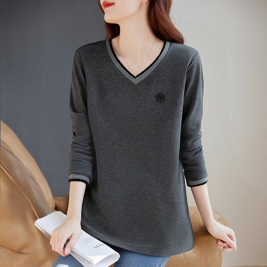 宽松长袖t恤女士春秋季新款妈妈上衣胖mm大码女装洋气v领打底衫女 商品图2