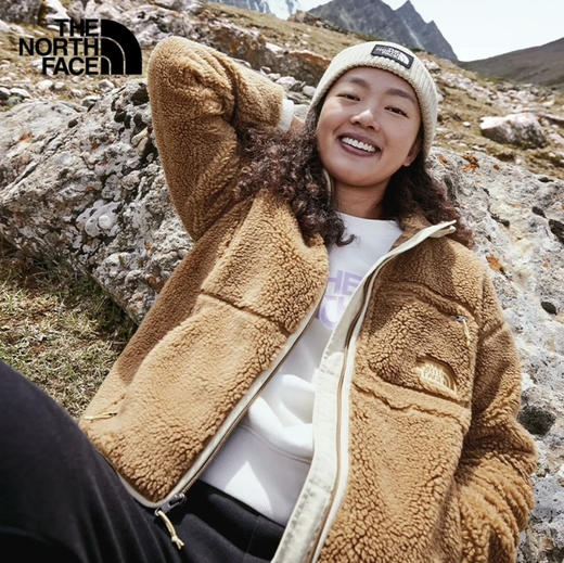 北面女士羊羔毛外套110404 商品图8