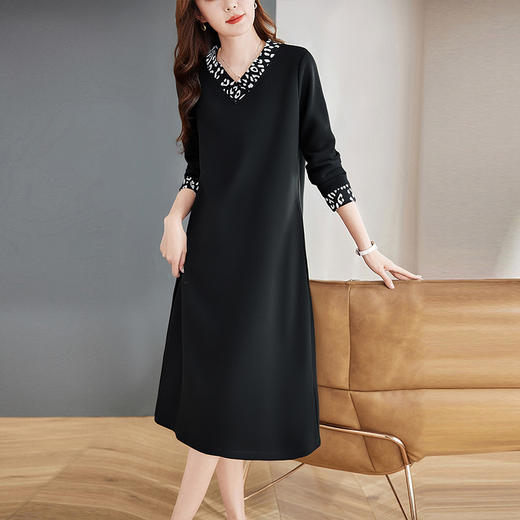 高端长袖连衣裙女士早秋季2026新款高级胖mm大码女装宽松洋气裙子 商品图2