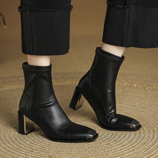 【预售5天】欧美风金属方头时尚短靴女复古简约后拉链粗跟时装瘦瘦马丁靴HCYYHD&6323 商品图4