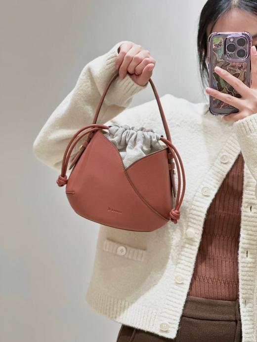 【高品质私服】【IC牦牛绒圈圈纱针织开衫】开衫样式，气质温和知性，简洁剪裁G1192-CC【无标出货 介意慎拍】 商品图3