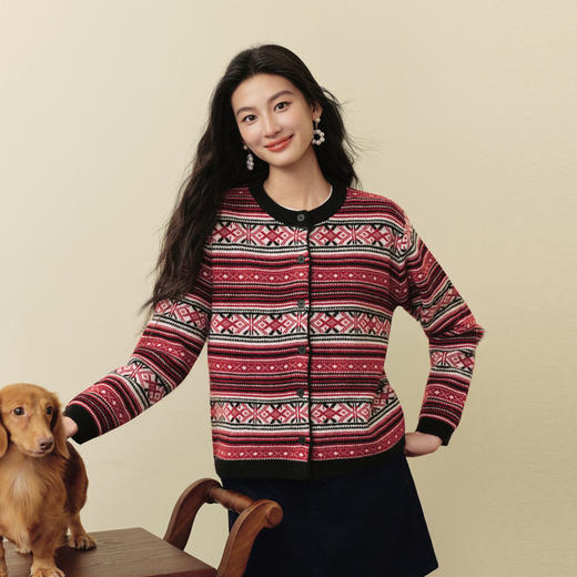 【严选】诗凡黎费尔岛复古提花针织开衫2025冬新款设计感拼色圆领气质毛衣7GB133251 商品图0