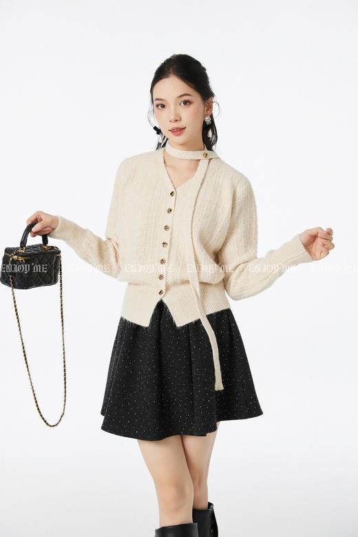 【门店同款】ENJOY冬季“相聚时刻”V领飘带金扣开衫 167643729 商品图9