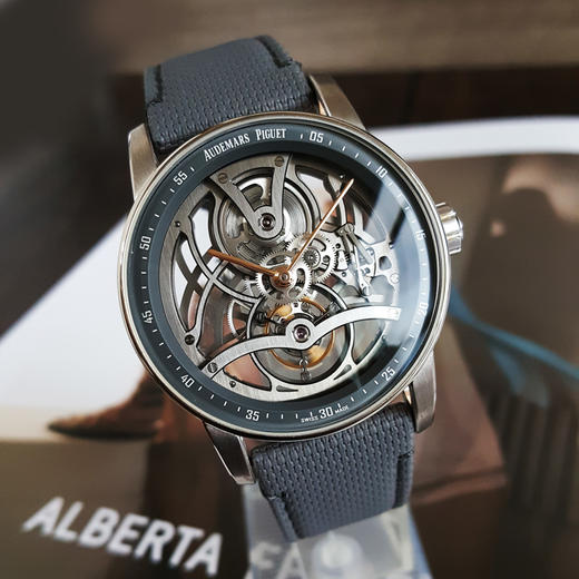 【95新】Audemars Piguet 爱彼26600CR.OO.D009KB.01手动机械机芯陀飞轮CODE 11.59系列41MM（男款）18K白金/18K玫瑰金211025NJT25 商品图4