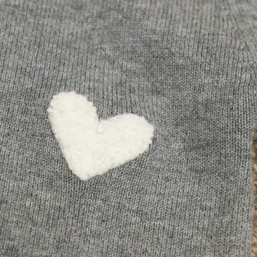三色爱心毛衣➕打底衫 商品图12