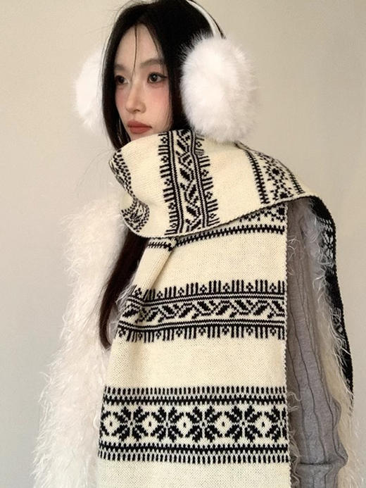 费尔岛风新年红双面针织羊绒围巾 女冬季氛围感百搭披肩保暖围脖 商品图3