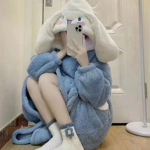 2025秋冬玉桂狗睡袍女加厚加绒珊瑚绒卡通睡裙保暖毛绒睡衣家居服 商品图2