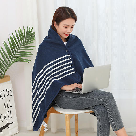 两件更划算！被夸爆的冬日【海棠春 披肩盖毯】15秒速热  AB面双层锁温 办公居家出差一毯多用 ZXT 商品图6