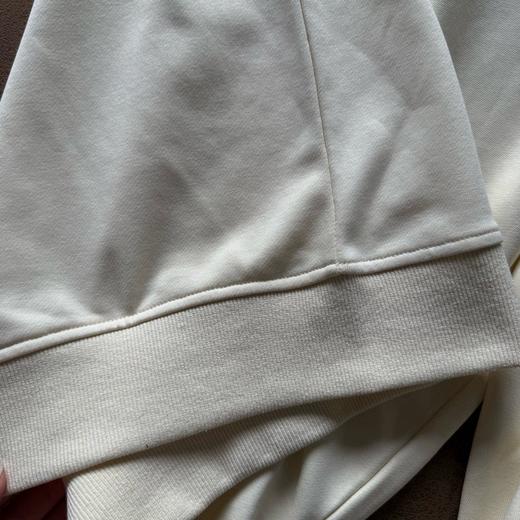 D110416男士圆领卫衣纯色简约刺绣套头休闲上衣 商品图10