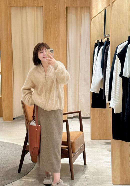 114-4 月底发货 渠道货 小禾 肉桂色 羊绒拉绒开衫 小皮草质感 我穿6码宽松效果 号很足 商品图8