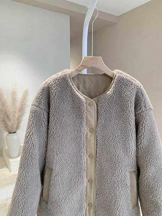 【高品质私服】【IC骆驼绒羊毛剪绒棉棉服】手感细腻 柔软蓬松 独特的两面穿设计，不仅是颜值担当N1128-CC【无标出货 介意慎拍】 商品图8