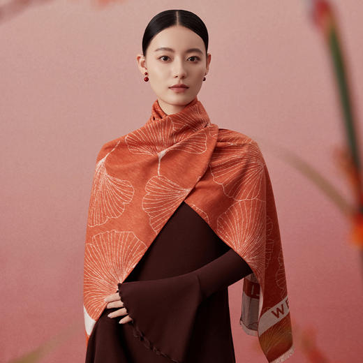 万事利“杏运满满”真丝绒围巾 商品图4