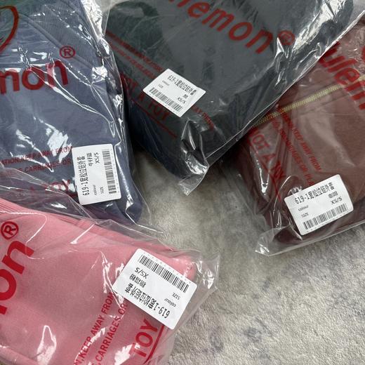 D110411女士超宽松款拉绒面料柔软亲肤拉链连帽衫外套 商品图2