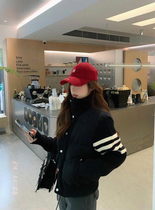 THOM BROWNE 翻领针织袖羽绒服（SS） 商品图6