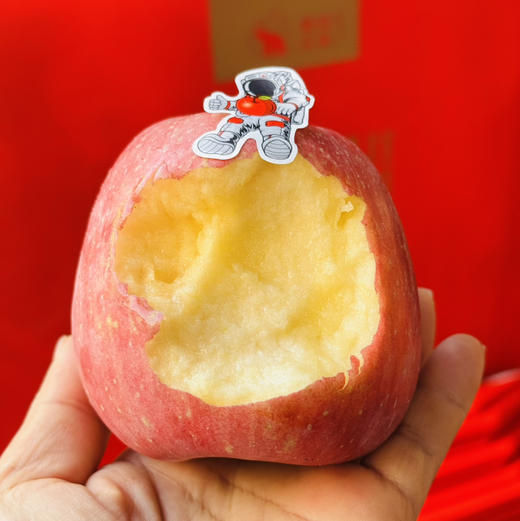 【高原太空苹果新】精品大果礼盒，坡地种植，自然恩赐，脆甜口感细腻爆汁，一天一苹果 商品图0