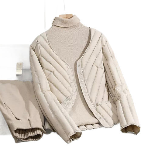 丁摩90绒羽绒服女士短款轻薄内胆圆领V领休闲夹克外套AL2236 商品图4