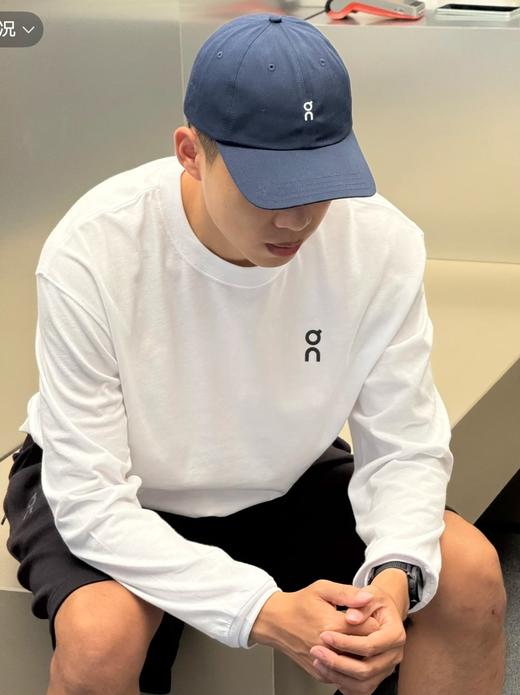 44件付款减库存！越南工厂跟单昂跑Focus Long-T 男女情侣卫衣  ang加绒长袖 商品图0