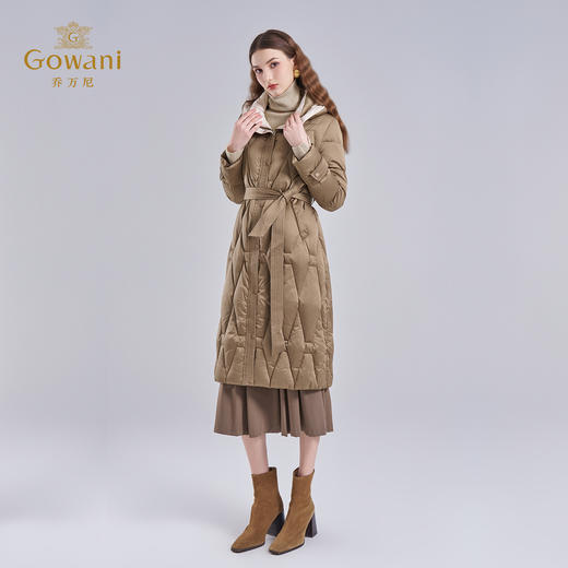 乔万尼保暖长款白鸭绒收腰过膝系带连帽设计修身羽绒服EM4T660 商品图3