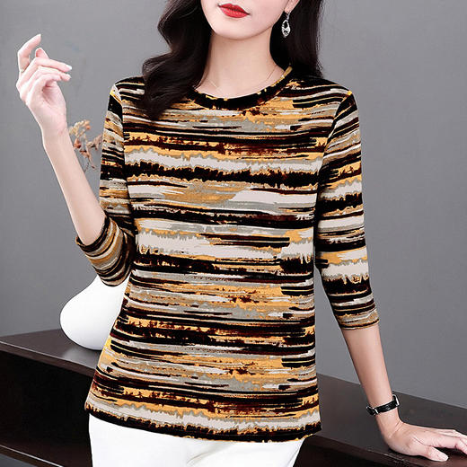 大码圆领长袖T恤女内搭打底衫2026秋冬新款宽松遮肉显瘦上衣洋气 商品图0