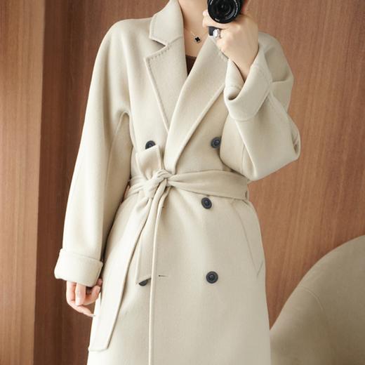 【M家同款 羊绒大衣】经典版型 手感柔软细腻 材质轻盈 穿着无负担 有效锁住空气 保暖性能出色 大牌平替只要零头价（送纯羊绒围巾） 商品图1