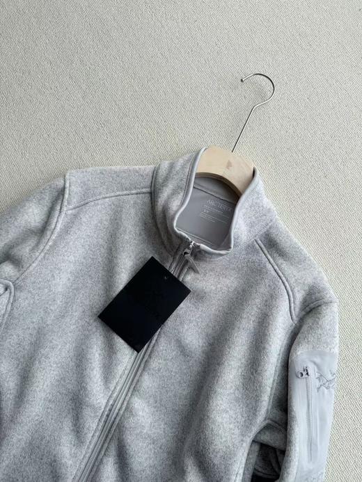 D110429秋冬COVERT玛卡龙配色刺绣版本立领开衫轻量抓绒外套男女同款 商品图10