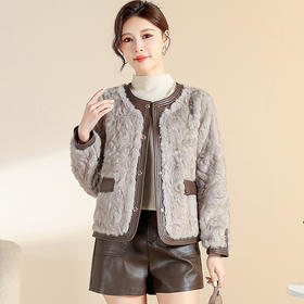 小香风皮毛一体短外套，毛毛开衫圆领保暖休闲上衣QYM-YIYI-CS25D103