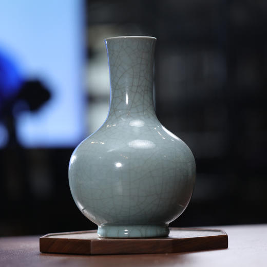 问鼎官窑高工卓鑫伟脸谱款胆瓶（缺货） 商品图1