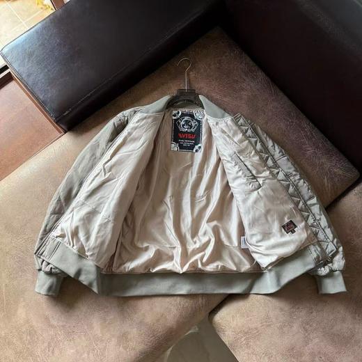 D110418男士迷彩绗缝飞行员外套棉服刺绣佛头海鸥 商品图1