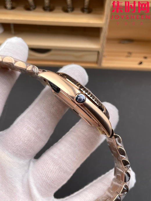 CBD配重版 V9版 重量200克+ 劳力士星期日历型系列 日志40mm 玫瑰金 橄榄绿罗马
款式：男士腕表 商品图3