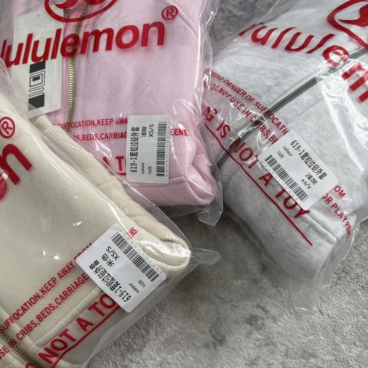 D110411女士超宽松款拉绒面料柔软亲肤拉链连帽衫外套 商品图3