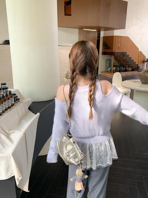 【169元任选2件】现货！紫色露肩下摆蕾丝边毛衣 商品图7