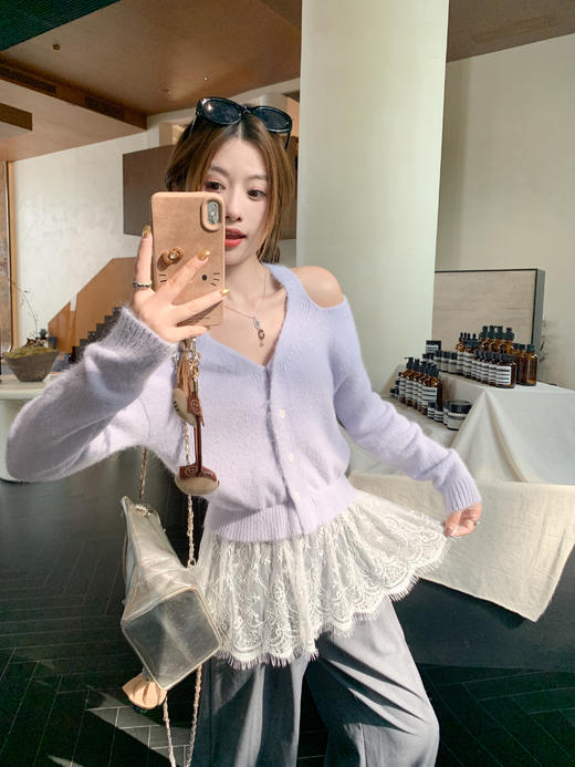 【169元任选2件】现货！紫色露肩下摆蕾丝边毛衣 商品图9