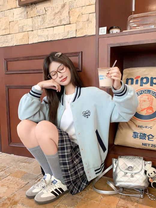 【269元任选2件】现货！成本巨贵，拍下包赚！水蓝色棒球外套 商品图5