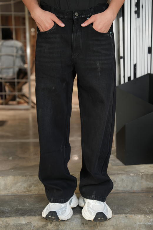 549731821弯刀牛仔裤 商品图0