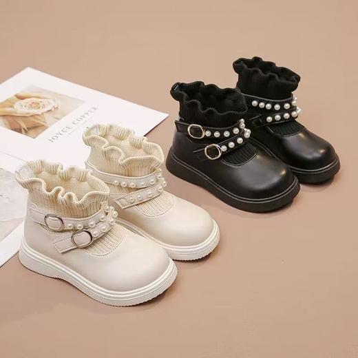 🌸【AFJI女童珍珠魔术贴软底袜靴1690】😎给家里小公主挑秋冬鞋的宝妈看过来！ 鞋身缀着萌萌的小珍珠，📣温柔又显精致， ☺️魔术贴设计超贴心，娃自己就能粘好穿脱 商品图2