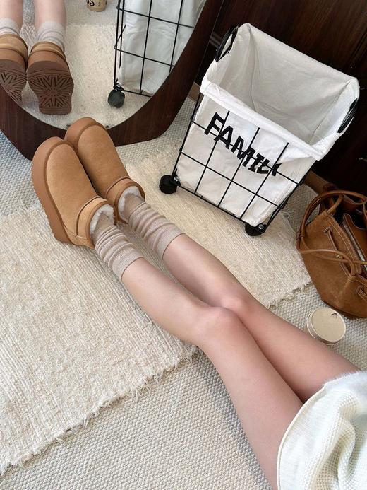 💥【周冬雨同款牛皮雪地靴5853】大爆款来袭‼增高4cm、头层牛皮‼ 一脚蹬大东北也可以过冬，🌟经典色系好穿万年经典不过时～ 跟着明星学穿搭｜ 商品图2