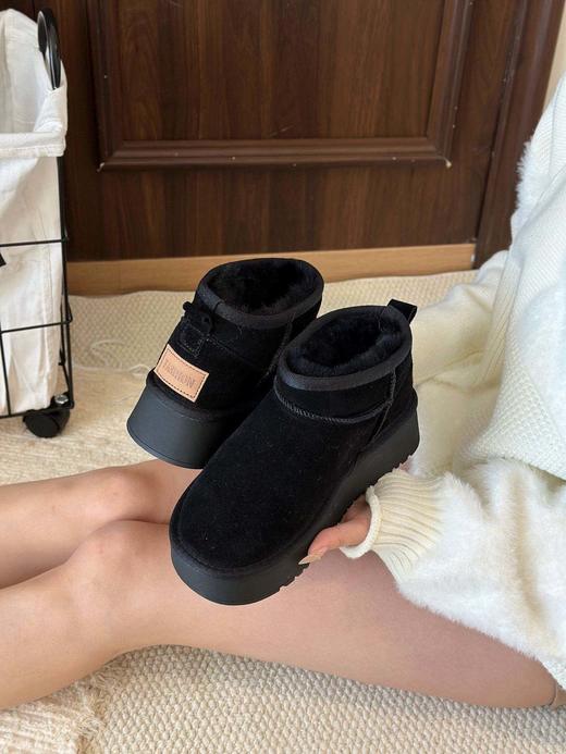 💥【周冬雨同款牛皮雪地靴5853】大爆款来袭‼增高4cm、头层牛皮‼ 一脚蹬大东北也可以过冬，🌟经典色系好穿万年经典不过时～ 跟着明星学穿搭｜ 商品图3