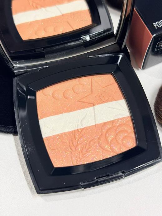 2025圣诞限定 香奈儿Chanel 高光腮红盘 997/998色号 浮雕眼影397 商品图3