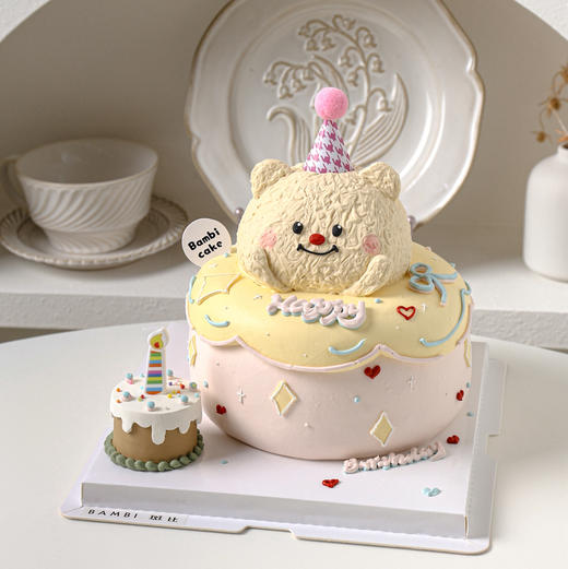 黄油小熊丨弧形蛋糕 商品图1